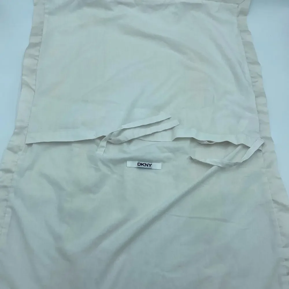DKNY Pillow Sham Queen Cream Ribbon Detail‎ Pintuck Pleates